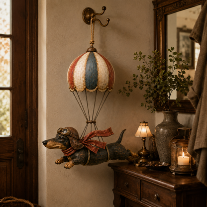 🐾✨ Montgolfière vintage en forme de teckel – Une décoration de rêve !