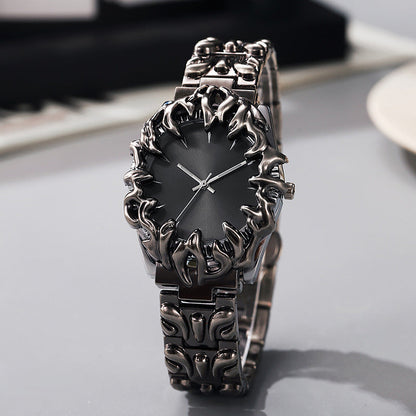 ⌚ OFFRE À DURÉE LIMITÉE : 50 % DE RÉDUCTION ! ✨ Montre en quartz pour homme en forme de griffe – Cadran rouge, bracelet sculptural, style audacieux 🔥